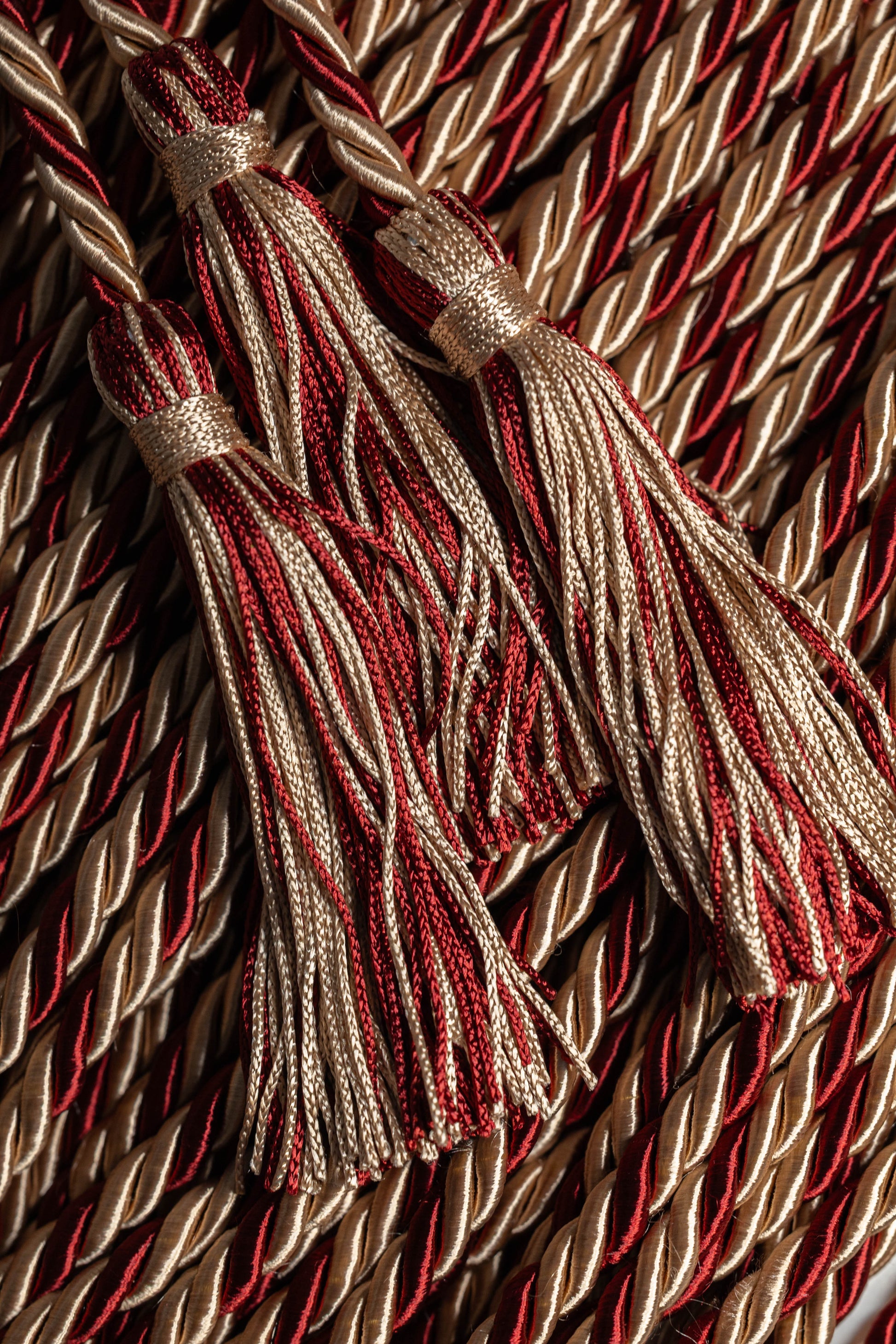 DRAB, DRAB, MAROON GRADUATION CORD, HONOR CORD