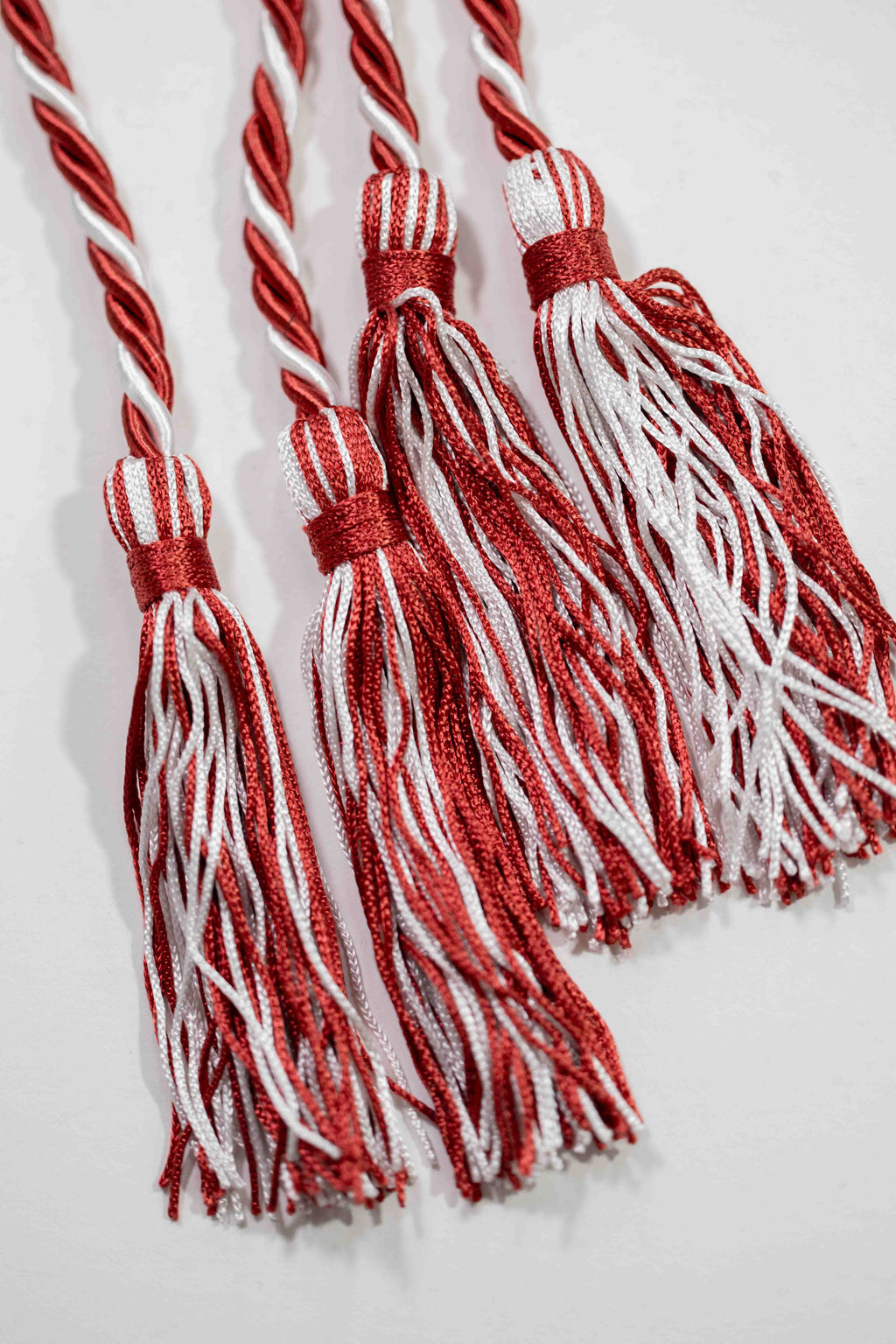 CARDINAL, CARDINAL, WHITE GRADUATION CORD, HONOR CORD